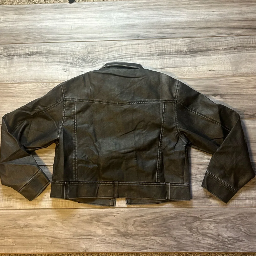 Crop Weathered Jacket - Picture 2 of 2